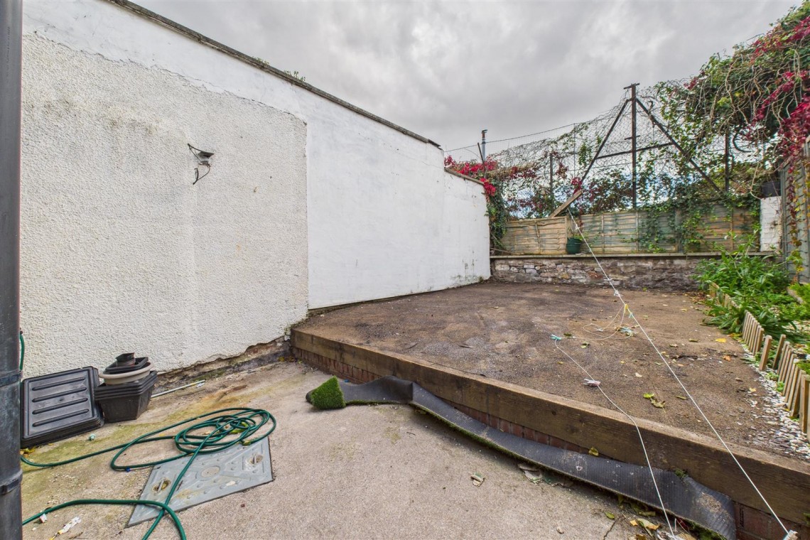 Images for PERIOD HOUSE FOR UDPATING | ST AGNES