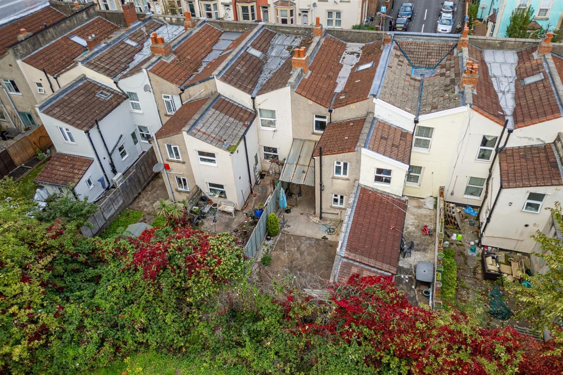 Images for PERIOD HOUSE FOR UDPATING | ST AGNES