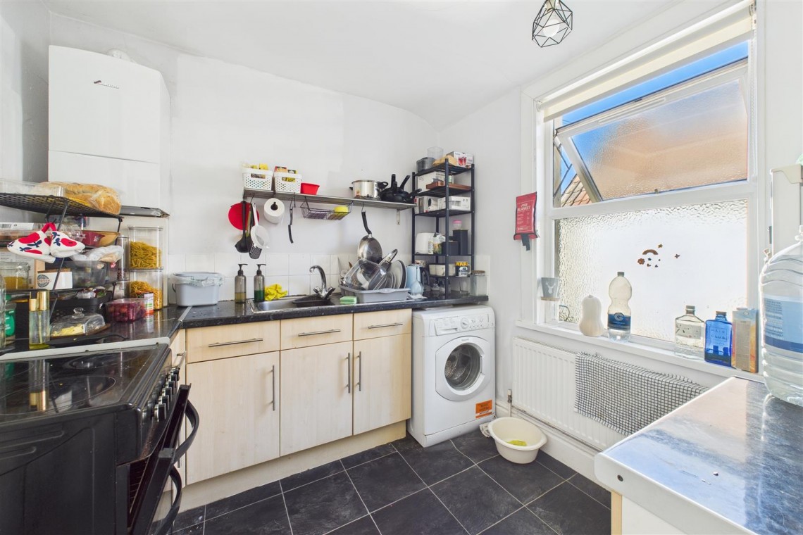 Images for MIXED USE | £21,540 pa | SHIREHAMPTON