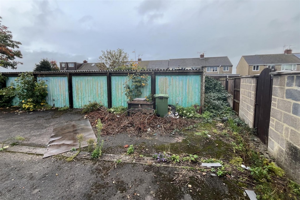 Images for 0.177 ACRES | 14 GARAGES | DOWNEND