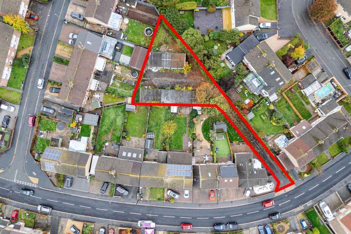 Images for 0.177 ACRES | 14 GARAGES | DOWNEND