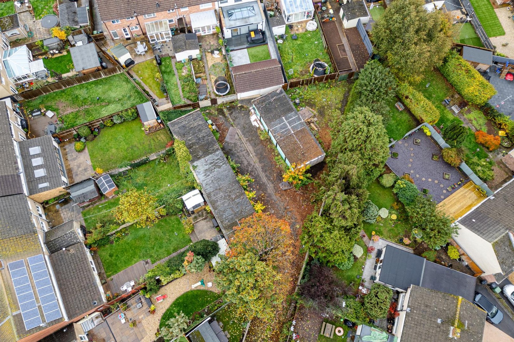 Images for 0.177 ACRES | 14 GARAGES | DOWNEND