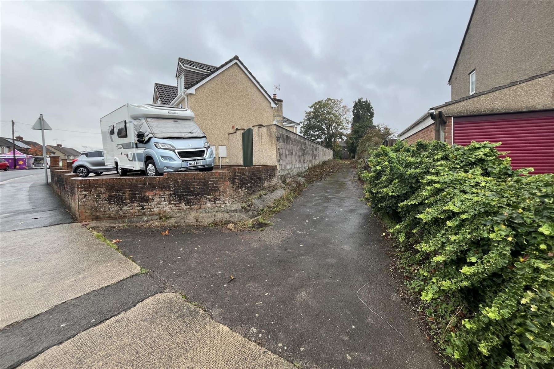 Images for 0.177 ACRES | 14 GARAGES | DOWNEND