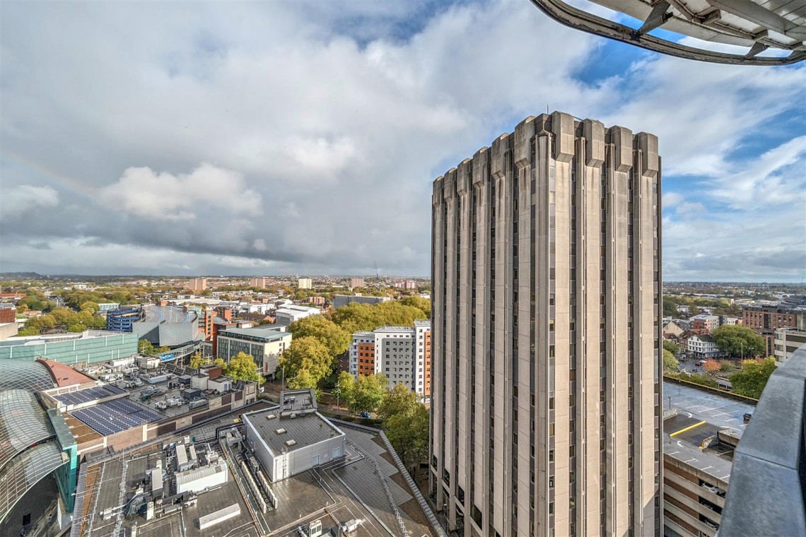 Images for Broad Weir, City Centre