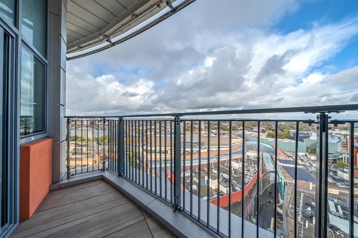 Images for Broad Weir, City Centre