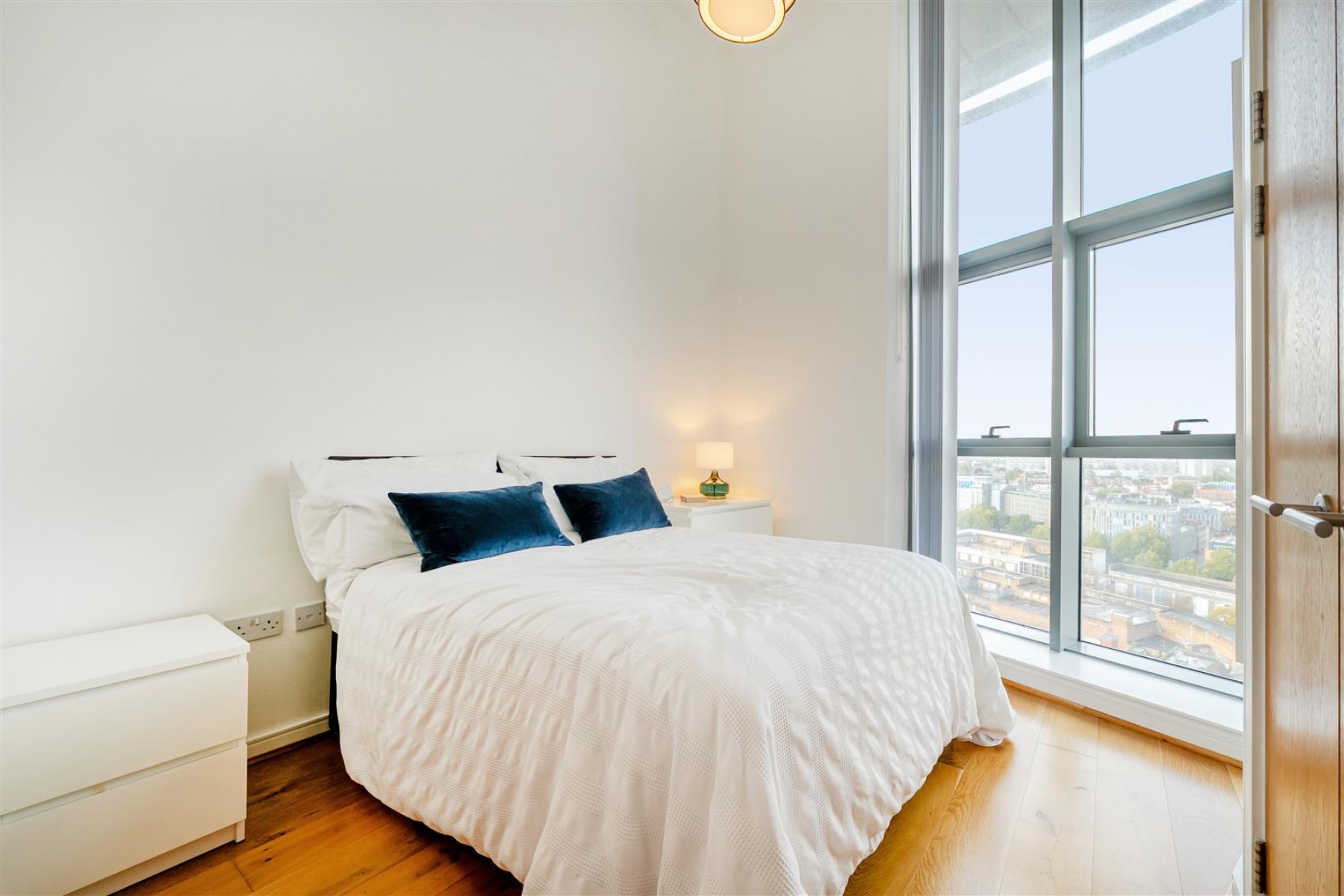 Images for Broad Weir, City Centre