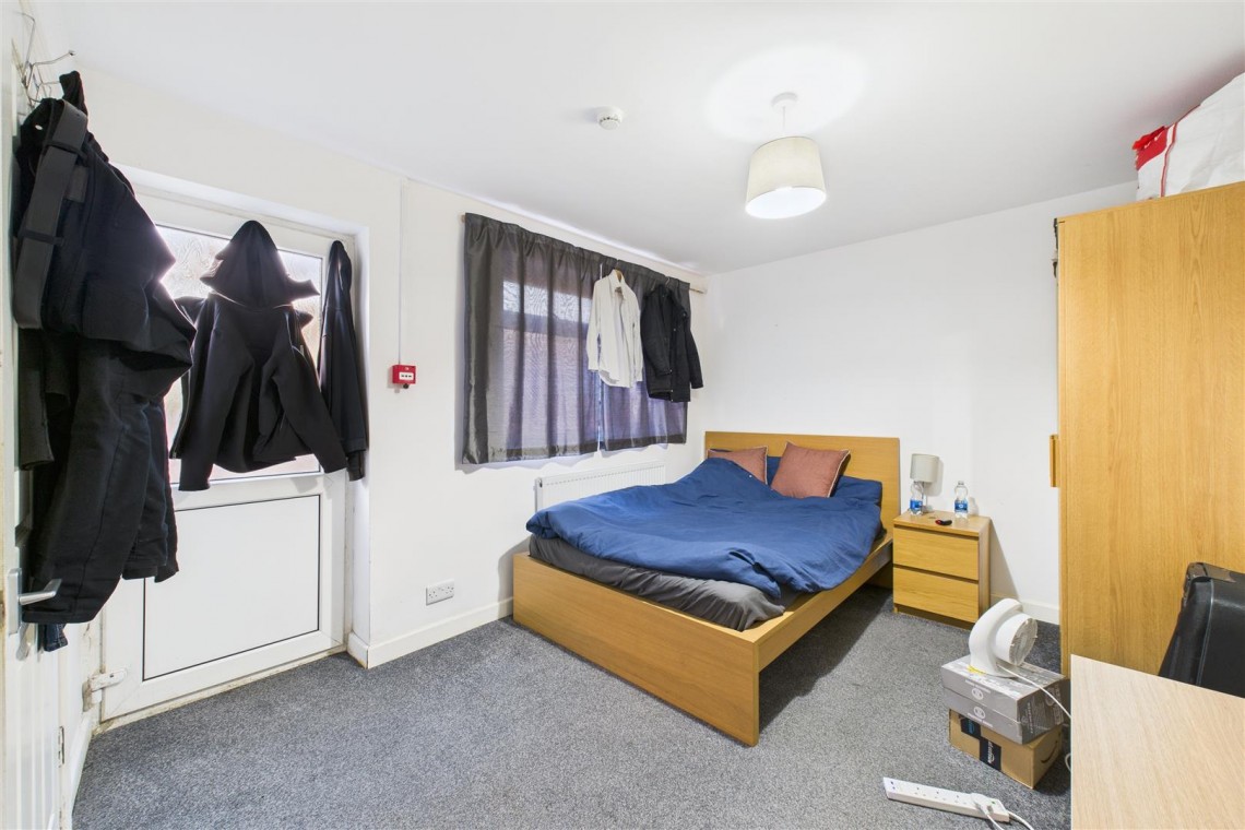 Images for 6 BED | 6 BATH | HMO | £40K | WSM