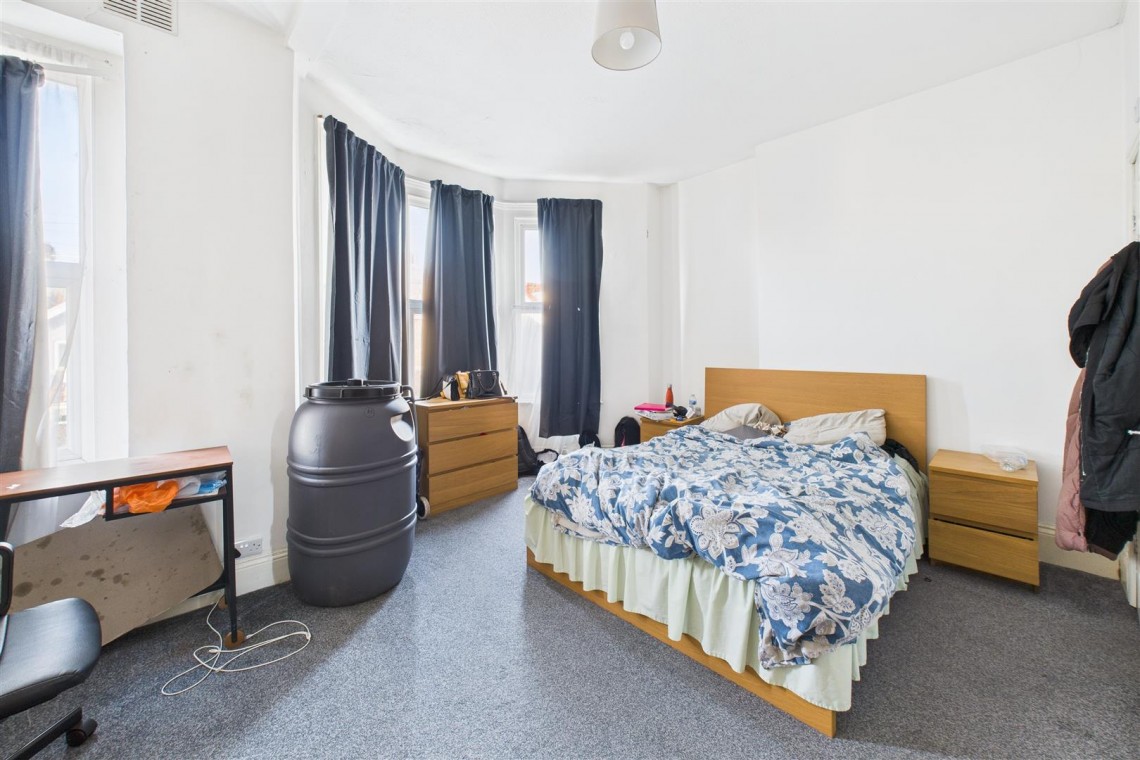 Images for 6 BED | 6 BATH | HMO | £40K | WSM
