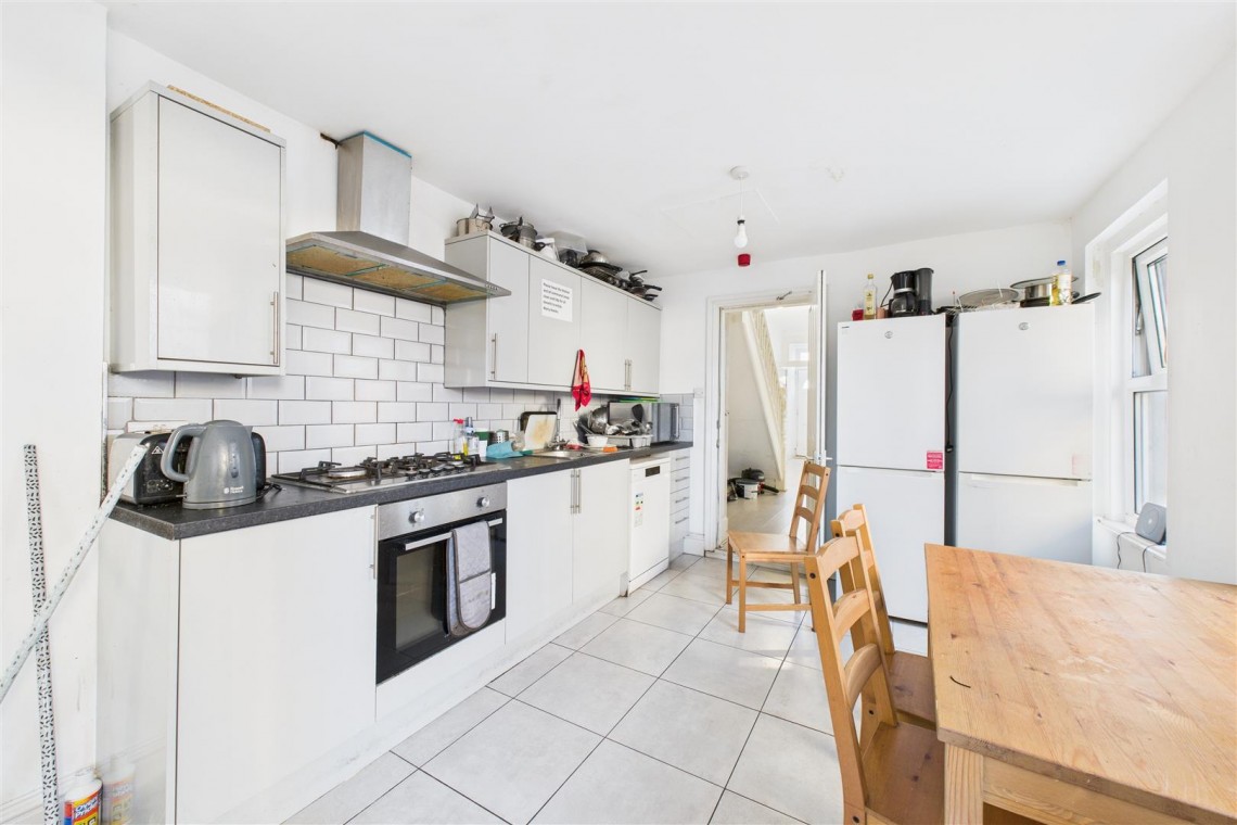 Images for 6 BED | 6 BATH | HMO | £40K | WSM