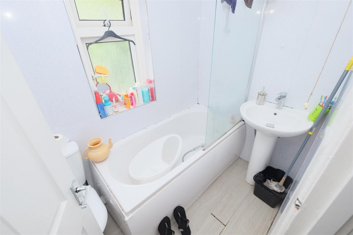 Images for SEMI | UPDATING | BEDMINSTER