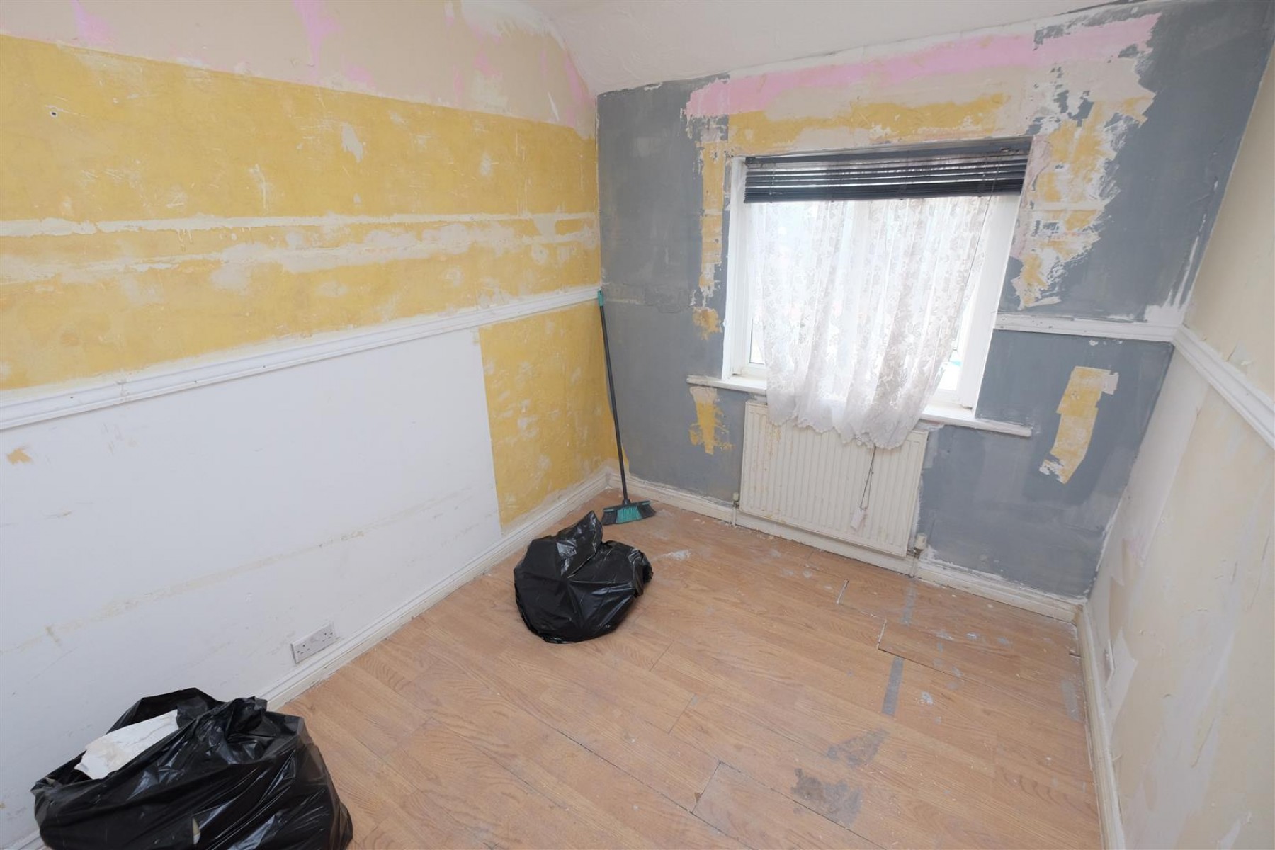 Images for HOUSE | UPDATING | KNOWLE