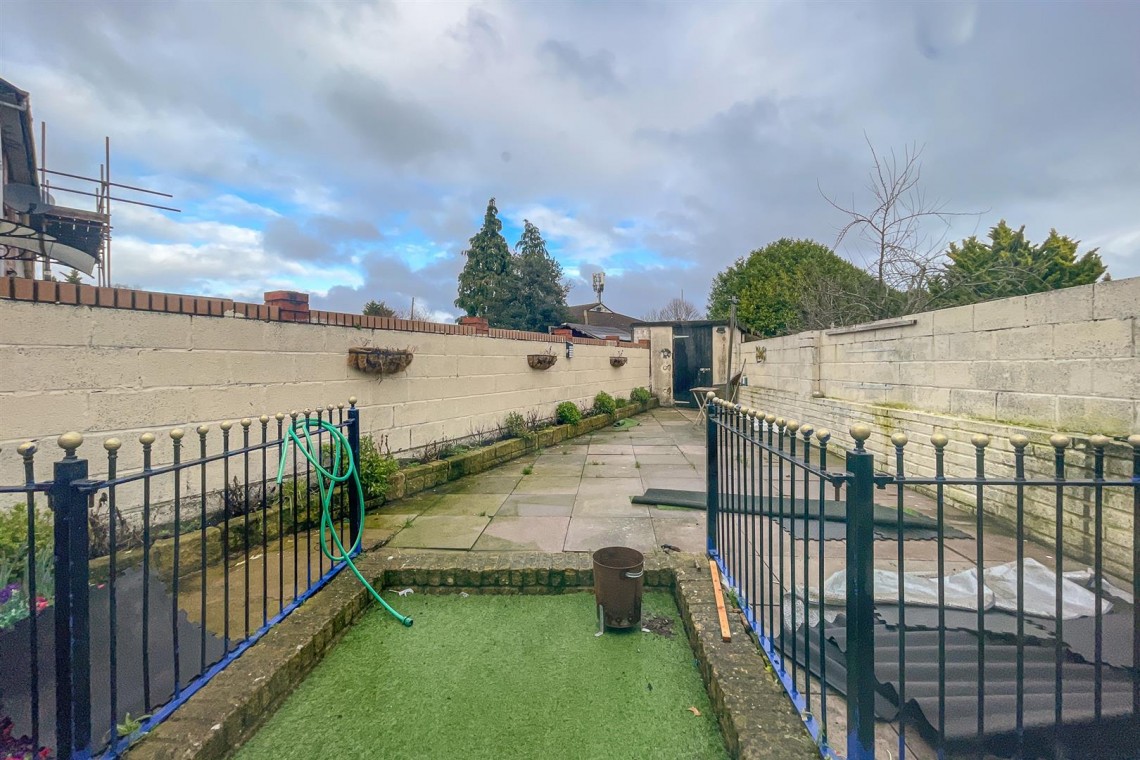 Images for HOUSE | UPDATING | KNOWLE