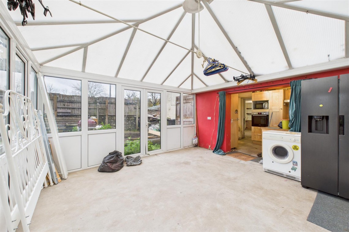 Images for COTTAGE FOR UPDATING | KEYNSHAM