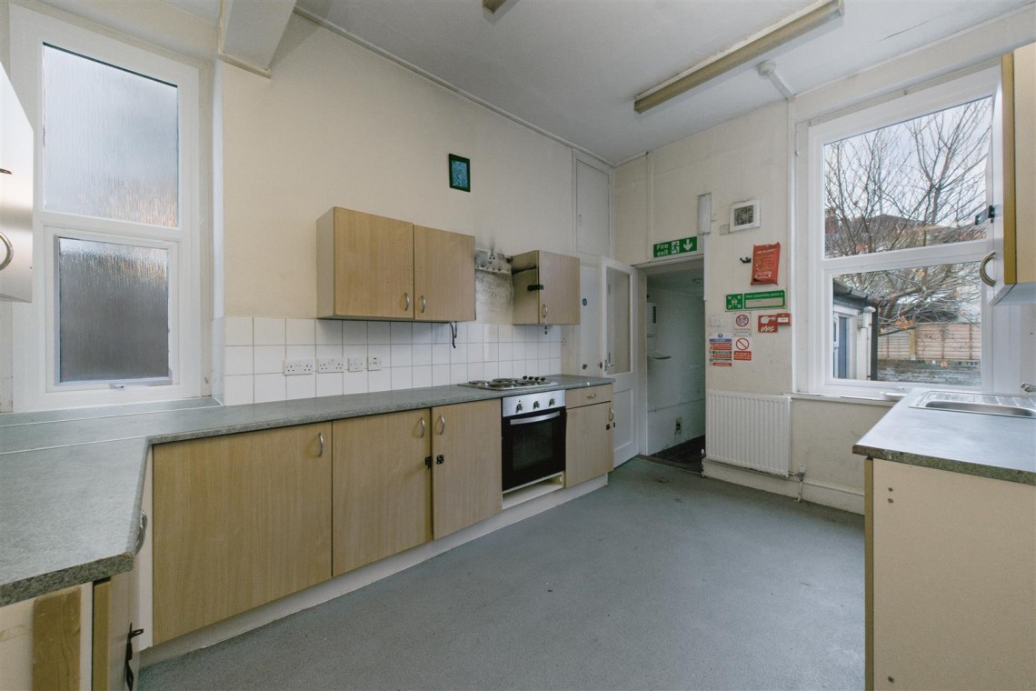 Images for DETACHED | UPDATING | REDLAND