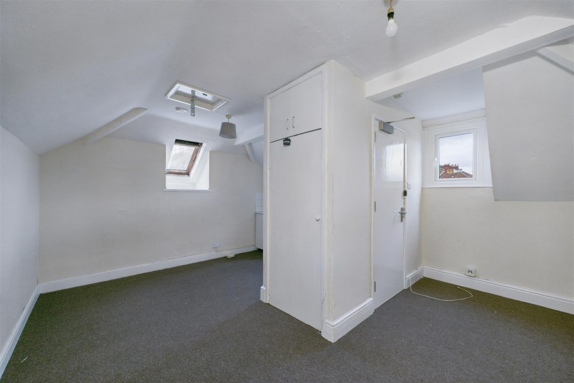 Images for DETACHED | UPDATING | REDLAND