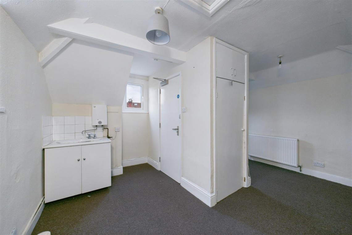 Images for DETACHED | UPDATING | REDLAND