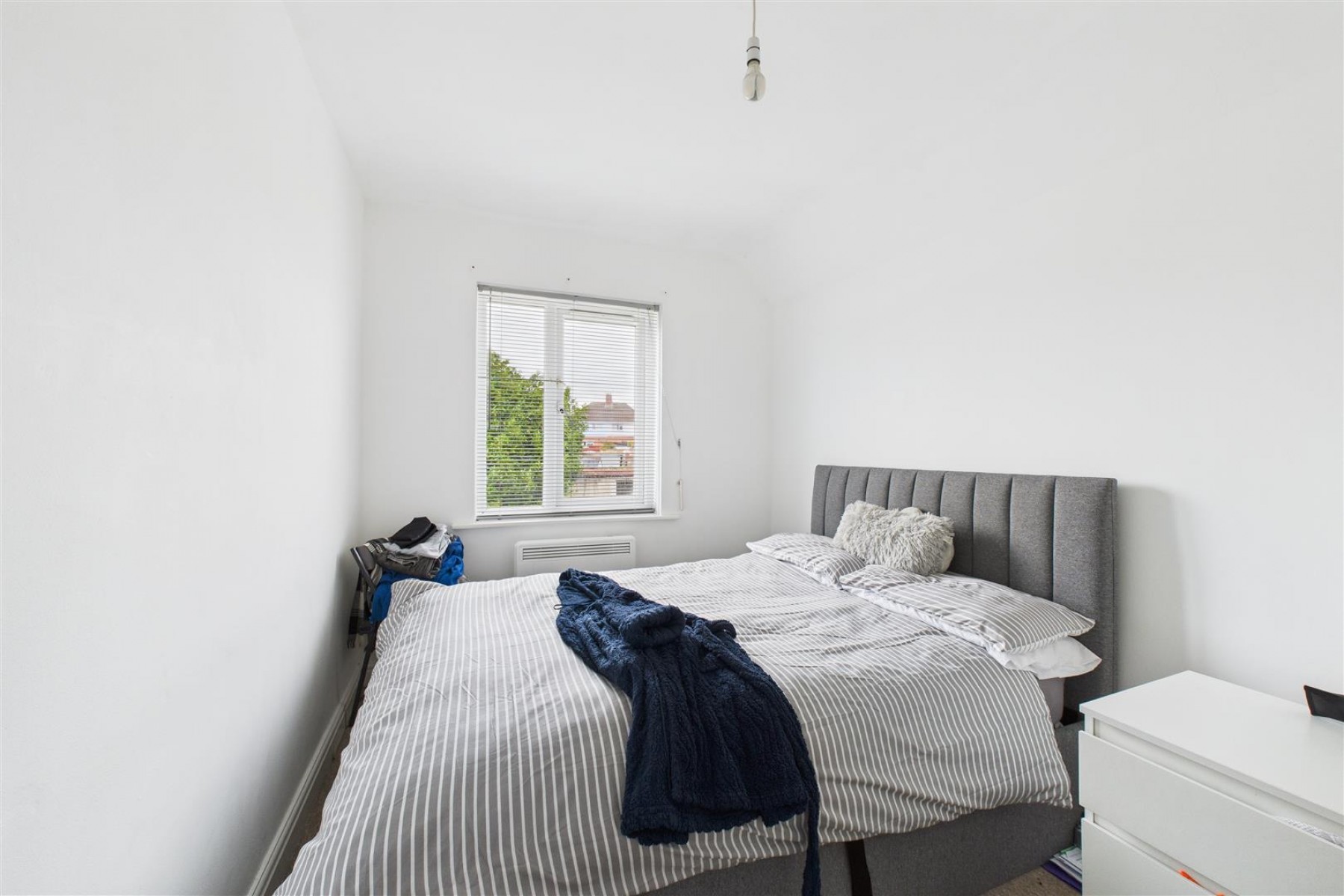 Images for 2 x 2 BED FLATS | KNOWLE