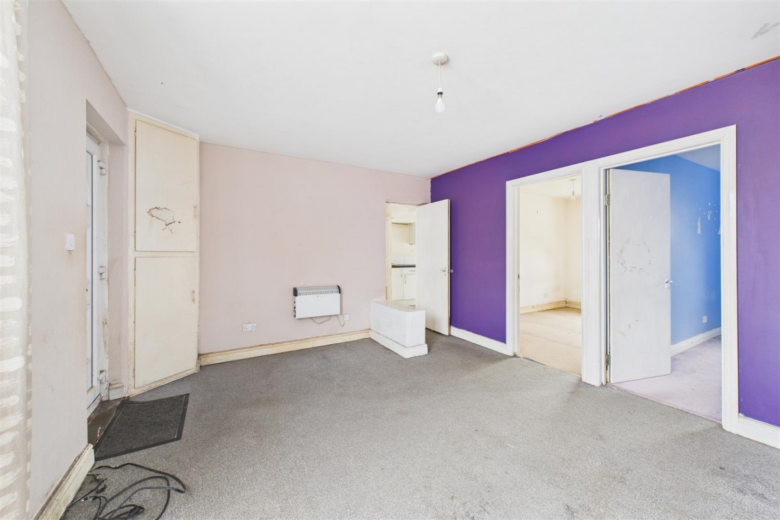 Images for 2 x 2 BED FLATS | KNOWLE