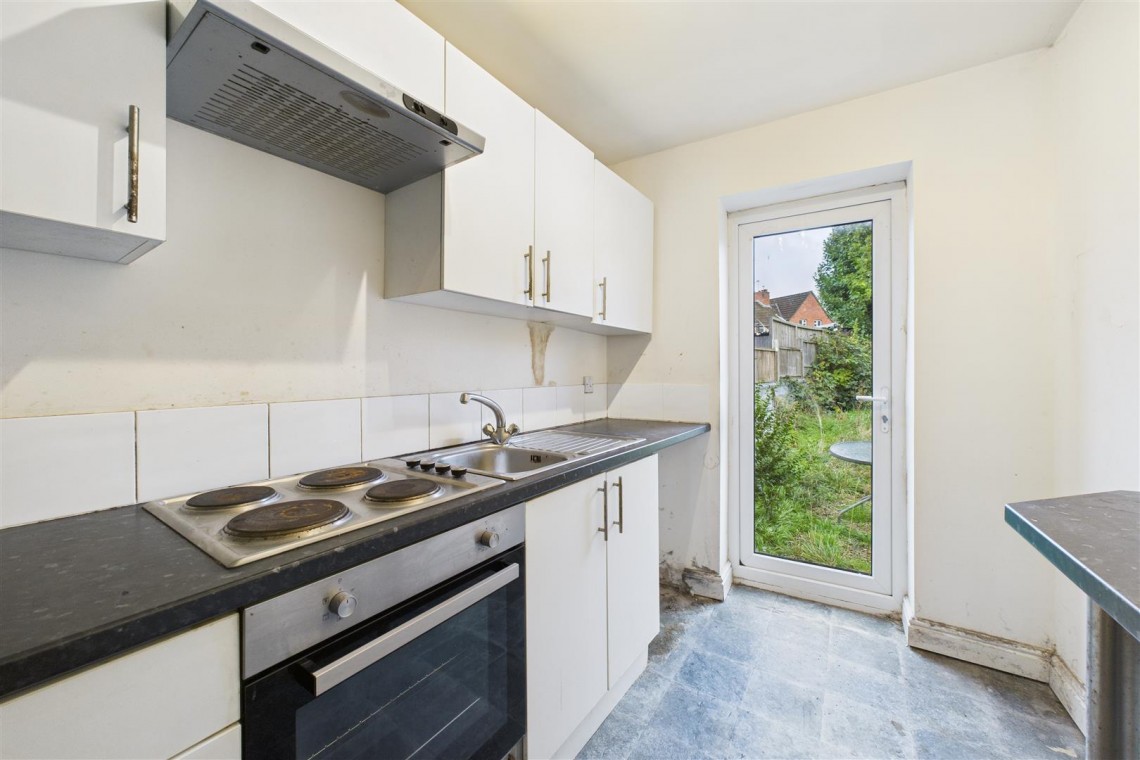 Images for 2 x 2 BED FLATS | KNOWLE