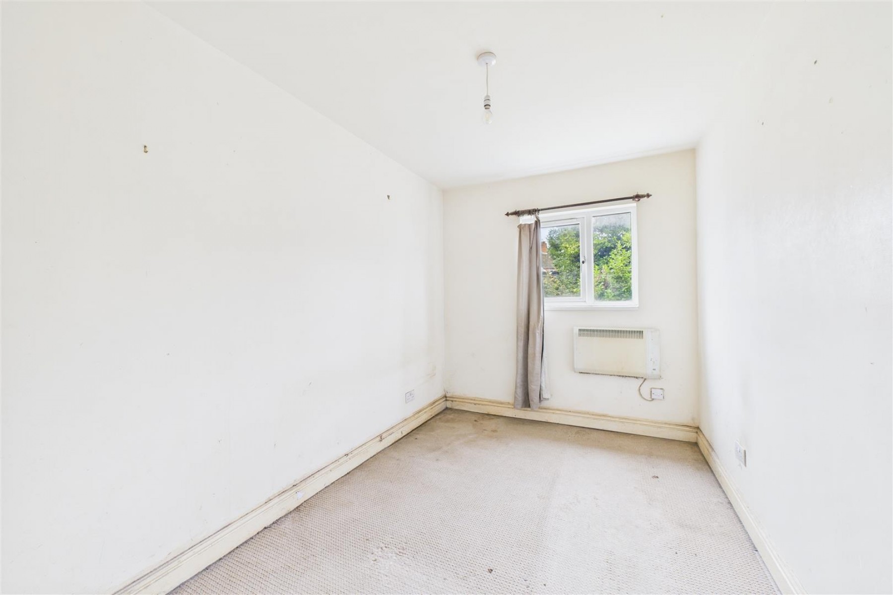 Images for 2 x 2 BED FLATS | KNOWLE