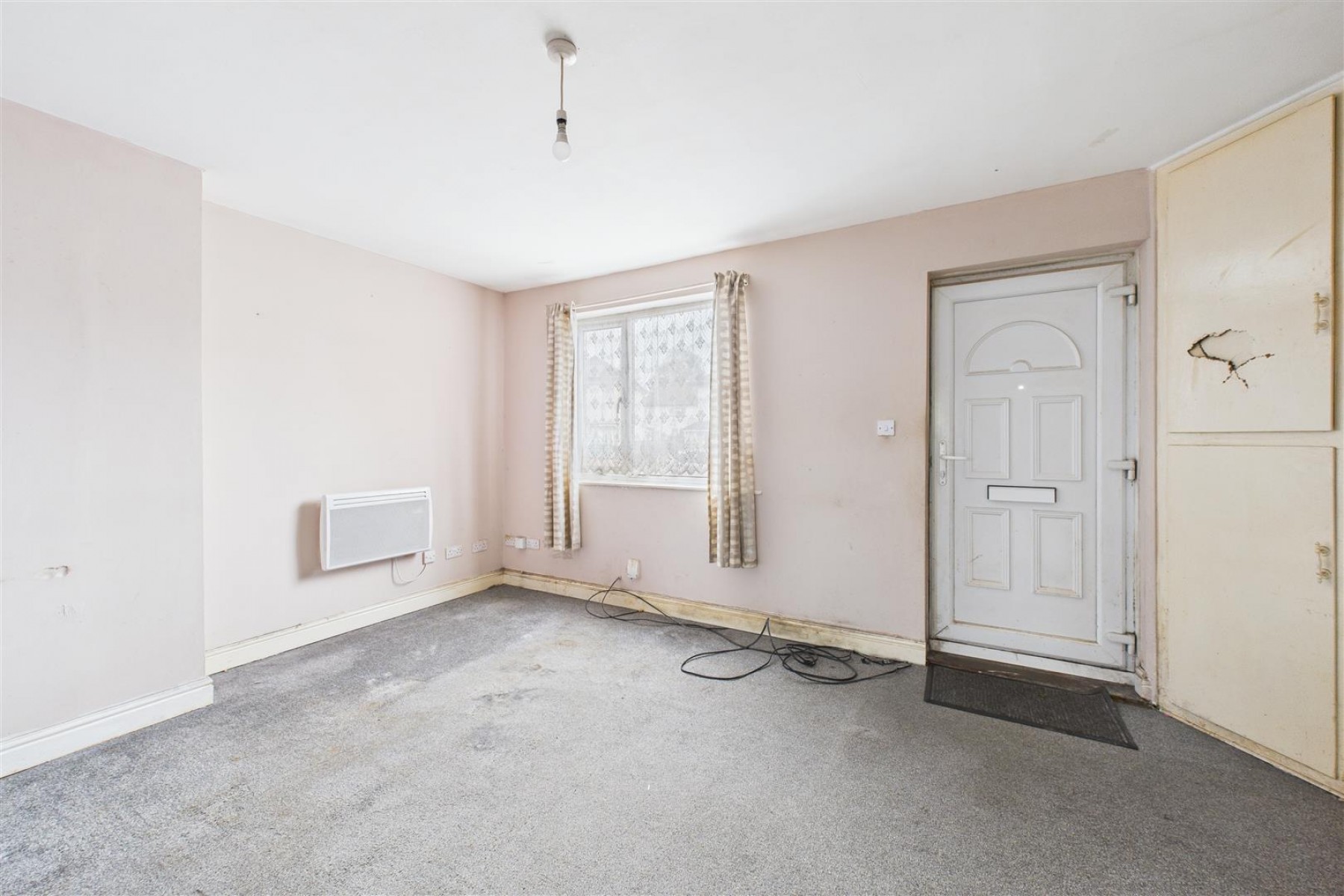 Images for 2 x 2 BED FLATS | KNOWLE