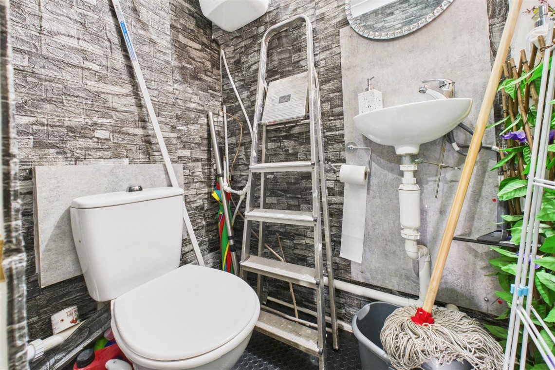 Images for COMMERCIAL INVESTMENT | WORLE