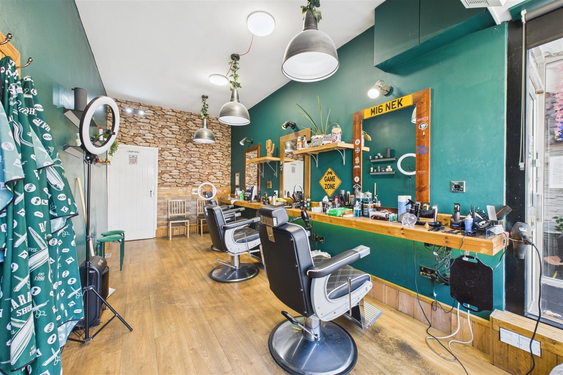 Images for COMMERCIAL INVESTMENT | WORLE