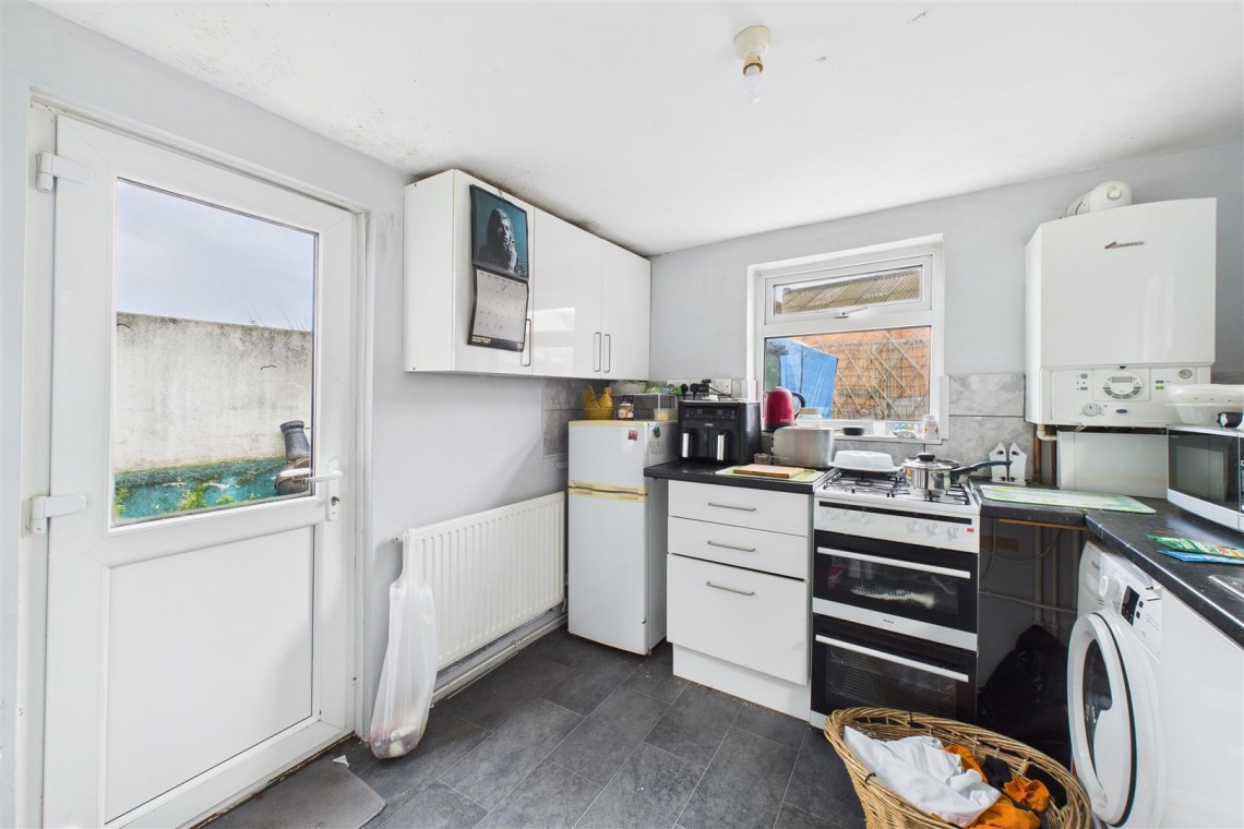 Images for 2 X FLATS | WSM