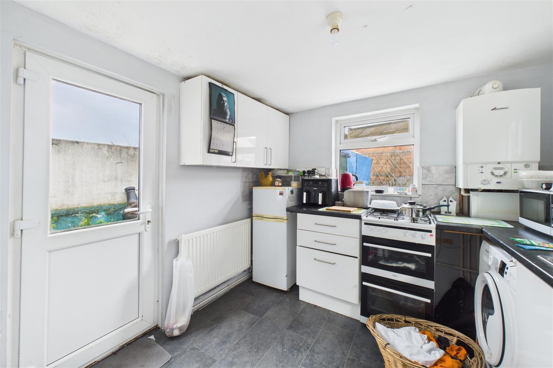 Images for 2 X FLATS | WSM