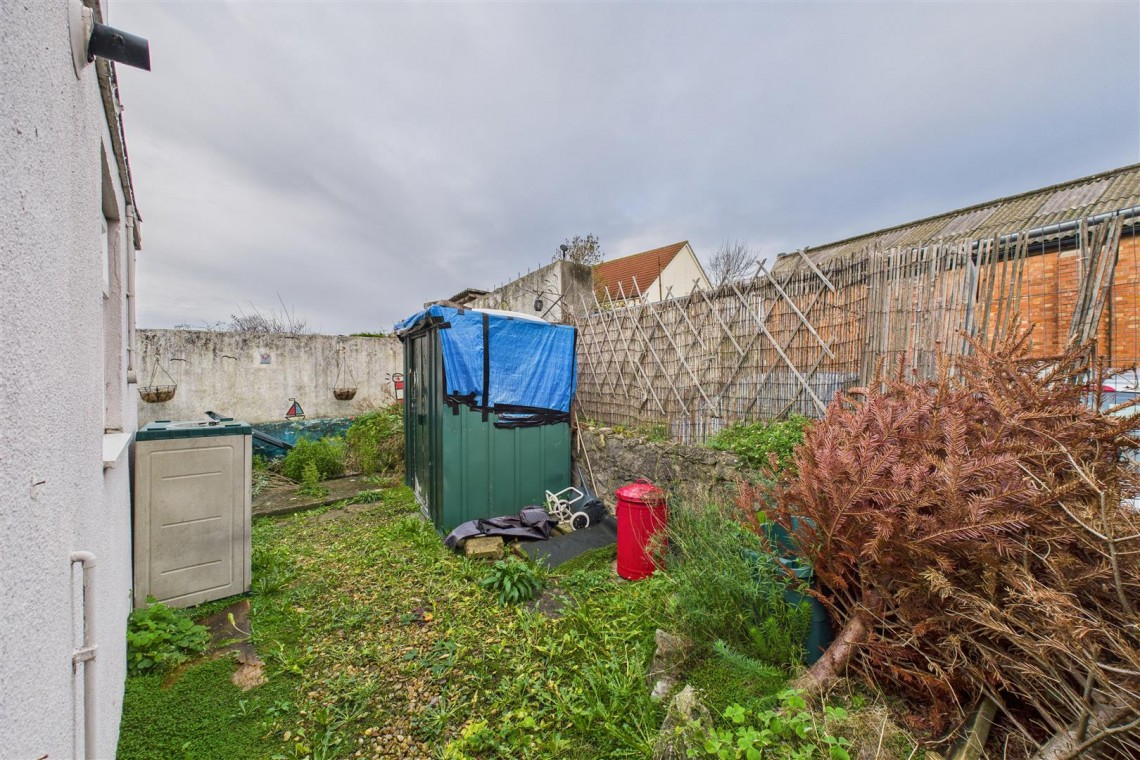 Images for 2 X FLATS | WSM