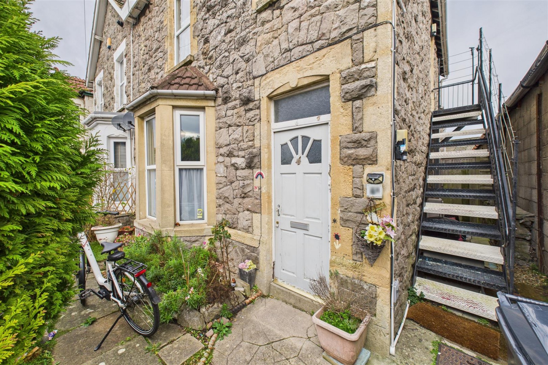 Images for 2 X FLATS | WSM