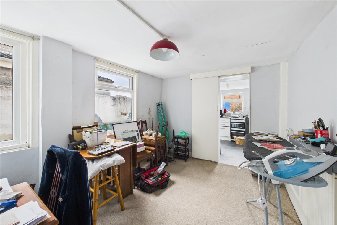 Images for 2 X FLATS | WSM