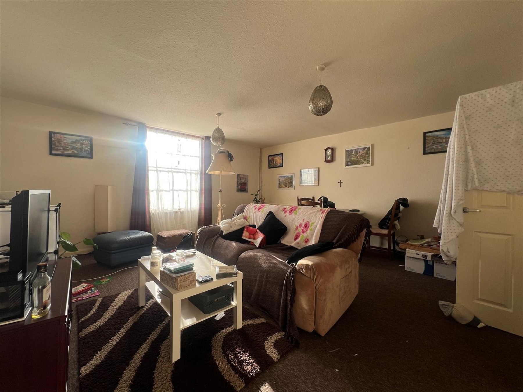 Images for 3 X FLATS | TEWKSBURY