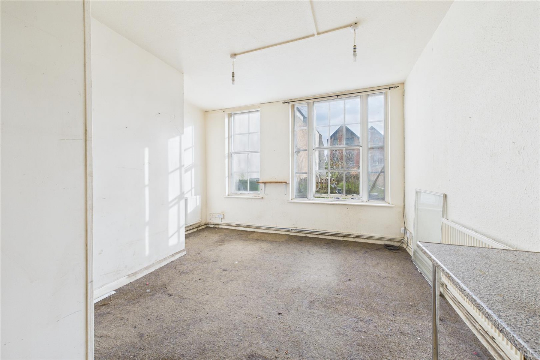 Images for 3 X FLATS | TEWKSBURY