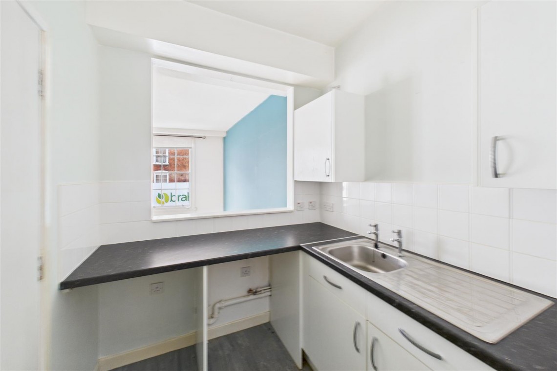 Images for 2 X FLATS | CASH BUYERS | TEWKESBURY