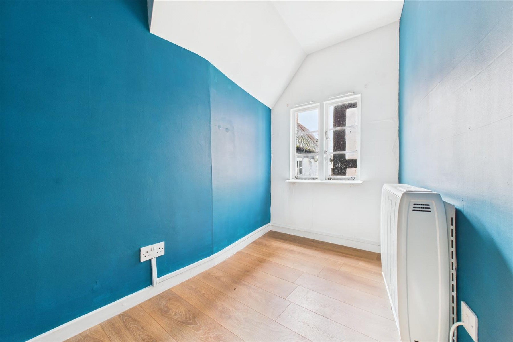 Images for 2 X FLATS | CASH BUYERS | TEWKESBURY