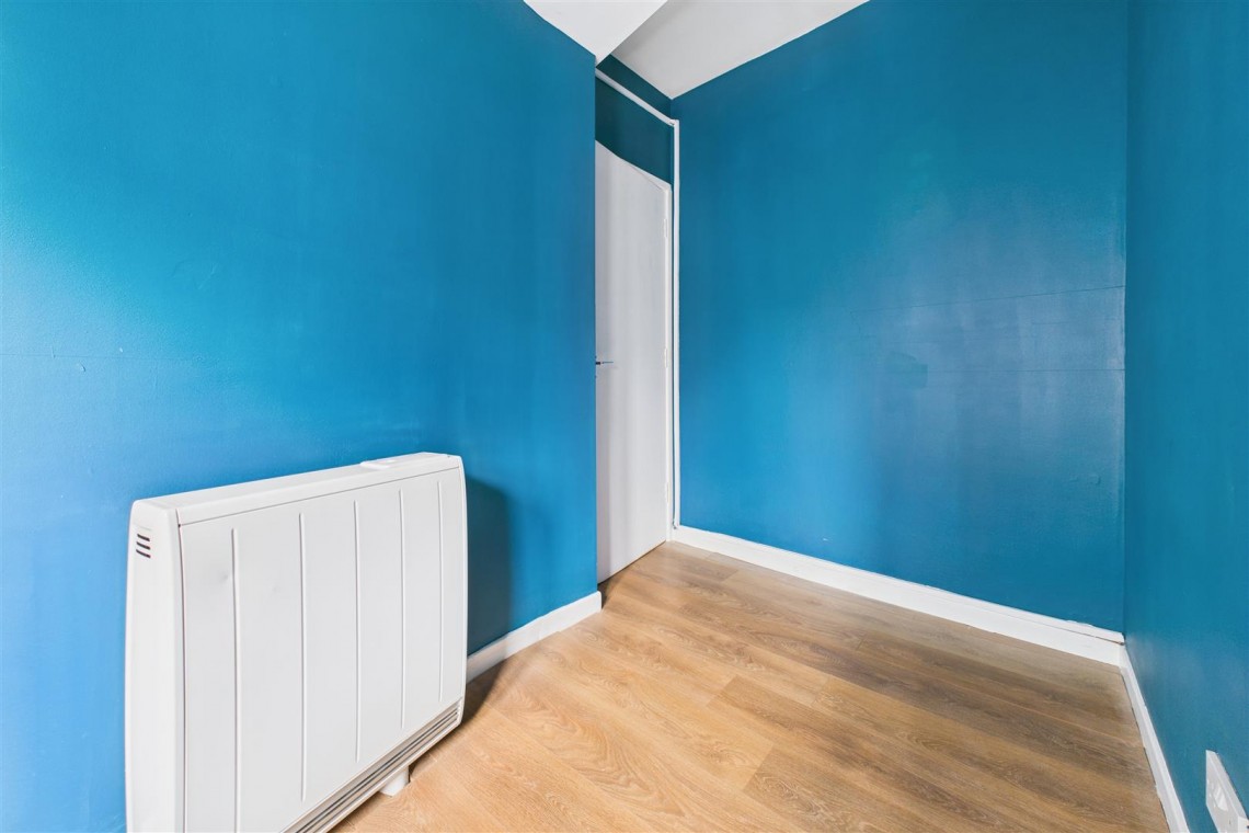 Images for 2 X FLATS | CASH BUYERS | TEWKESBURY