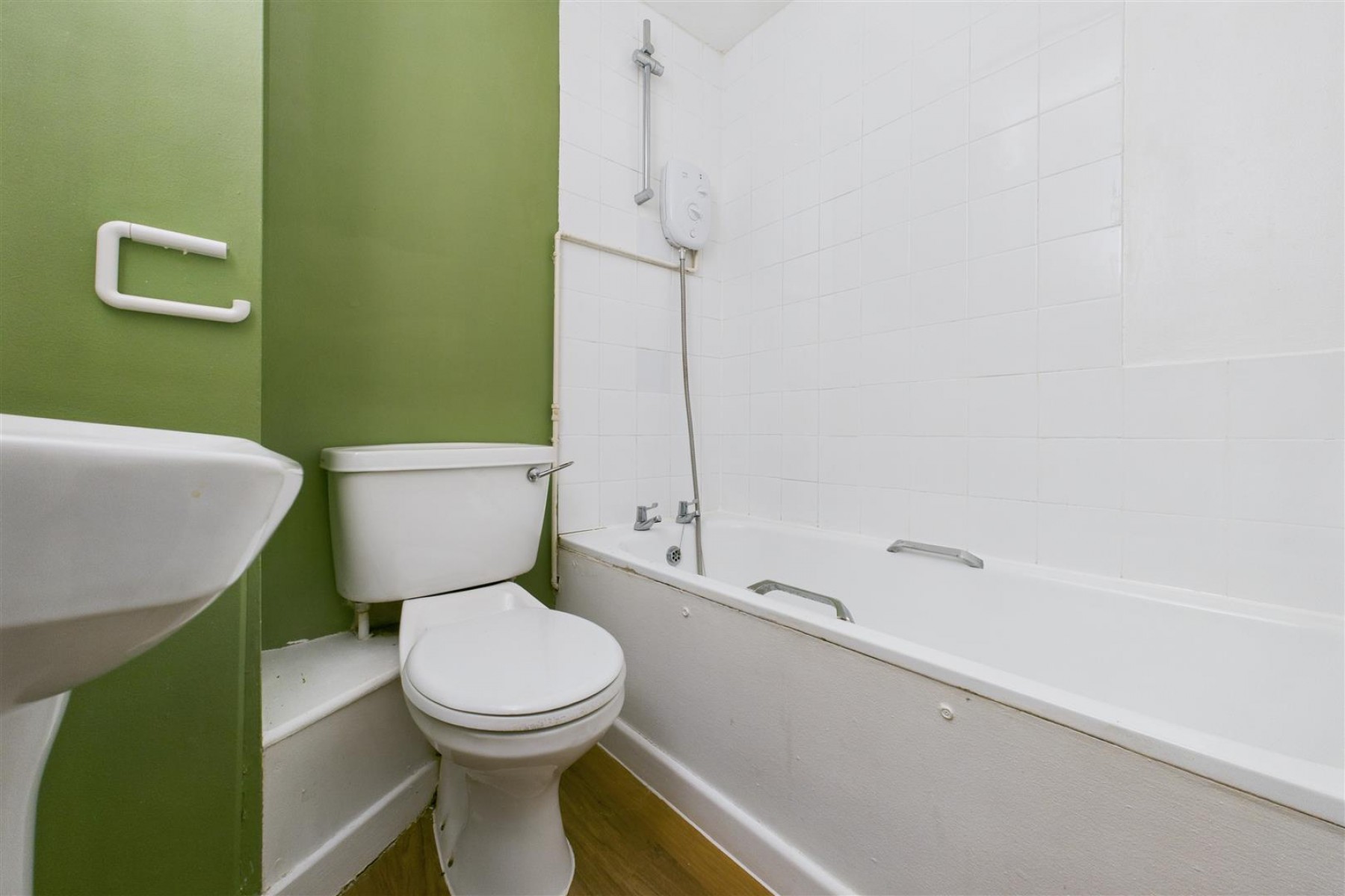 Images for 2 X FLATS | CASH BUYERS | TEWKESBURY