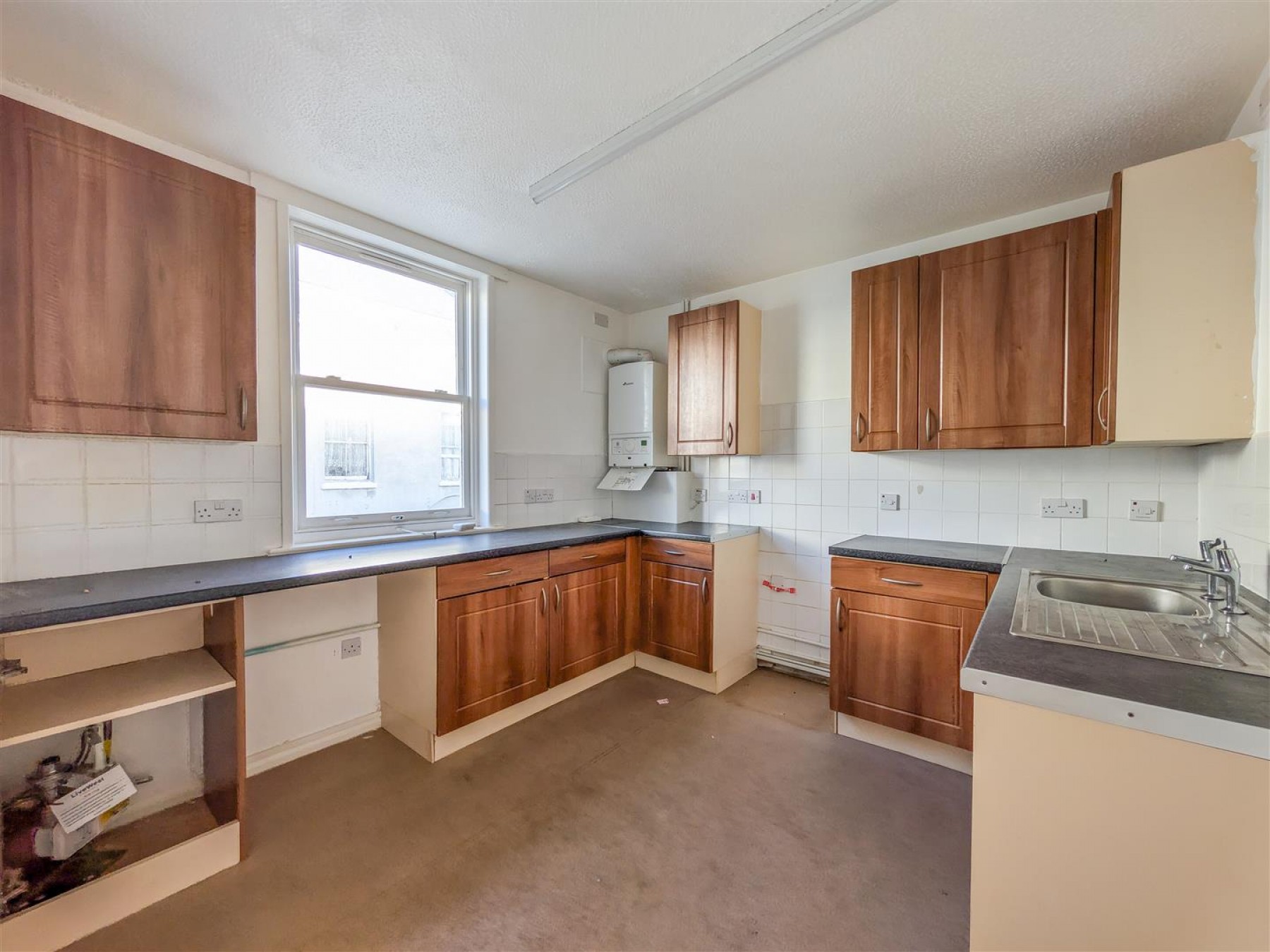 Images for 3 BED MAIS | COSMETIC UPDATING | PL1