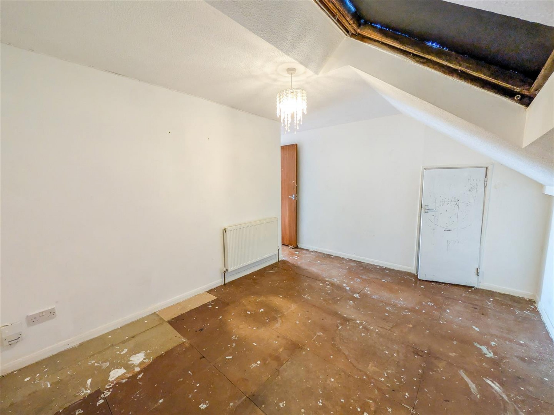 Images for 3 BED MAIS | COSMETIC UPDATING | PL1