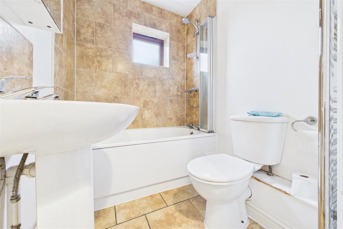 Images for 2 BED FLAT | BS5