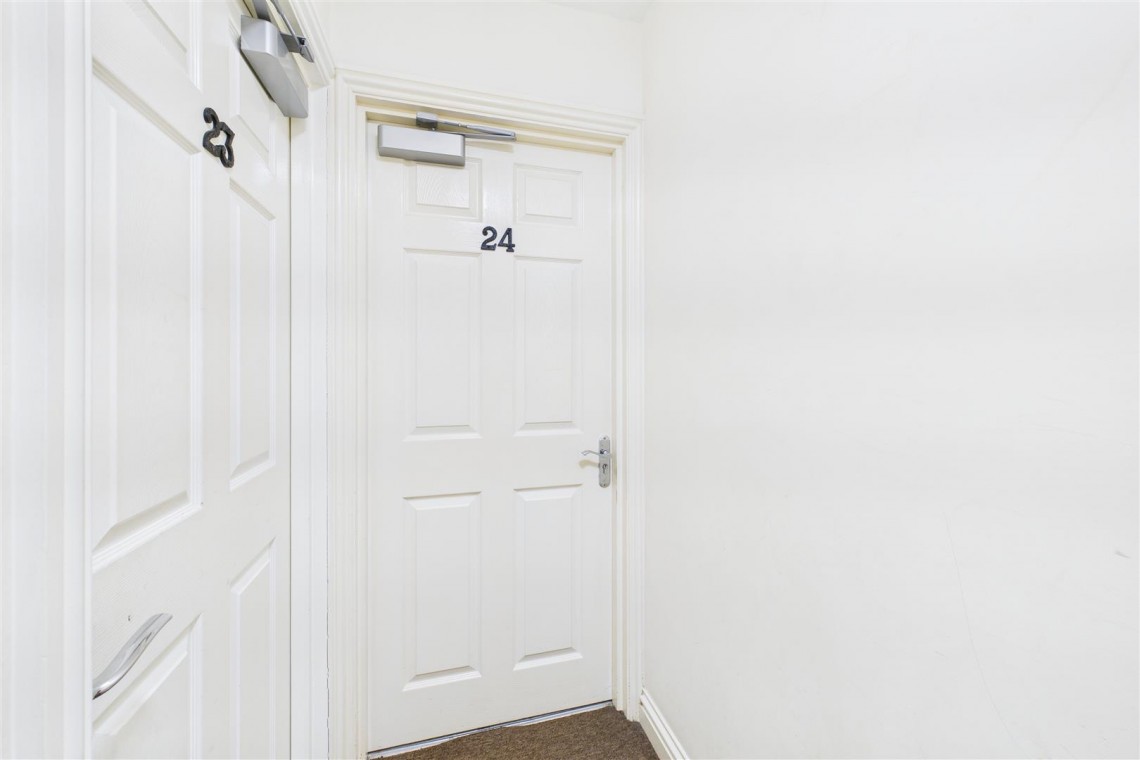 Images for 2 BED FLAT | BS5