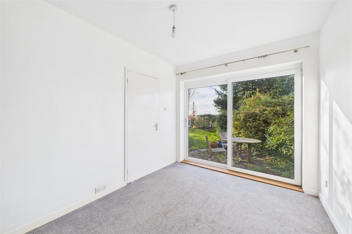 Images for LARGE PLOT | REDUCED FOR AUCTION