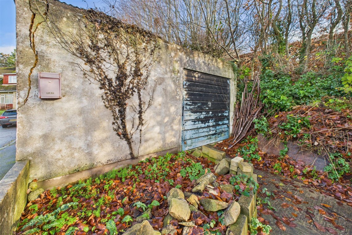 Images for LARGE PLOT | REDUCED FOR AUCTION