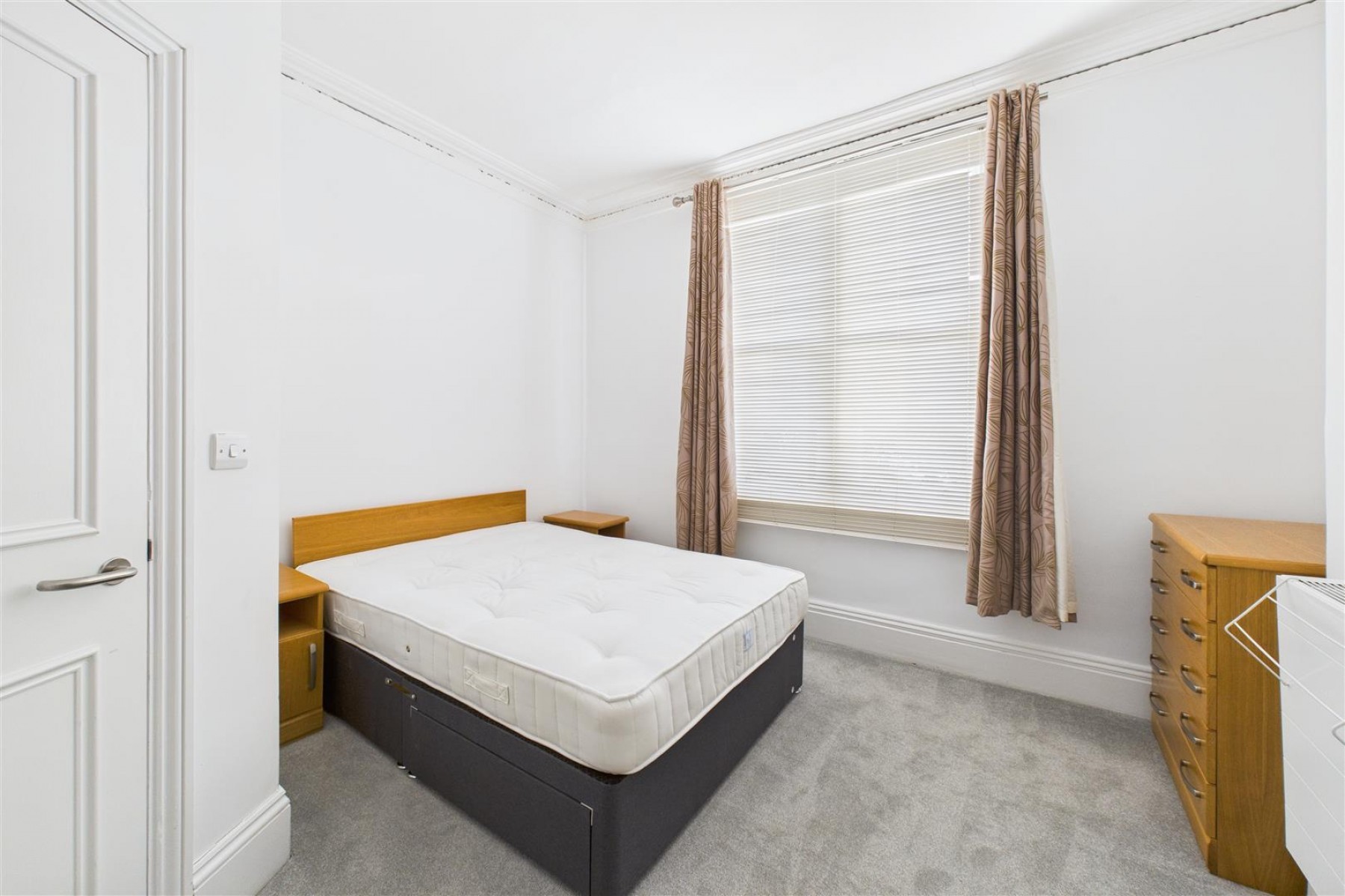 Images for 2 X 1 BED FLATS | KINGSDOWN