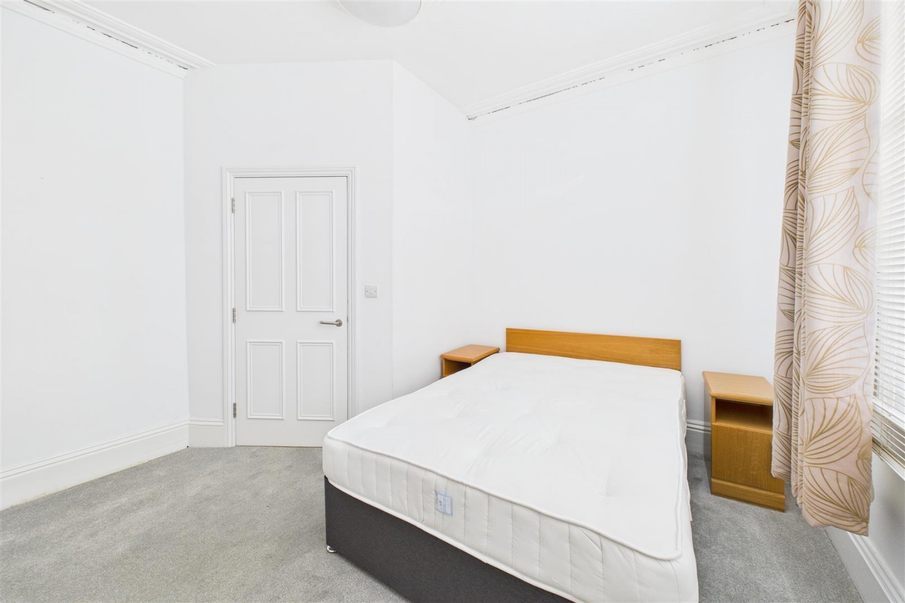 Images for 2 X 1 BED FLATS | KINGSDOWN