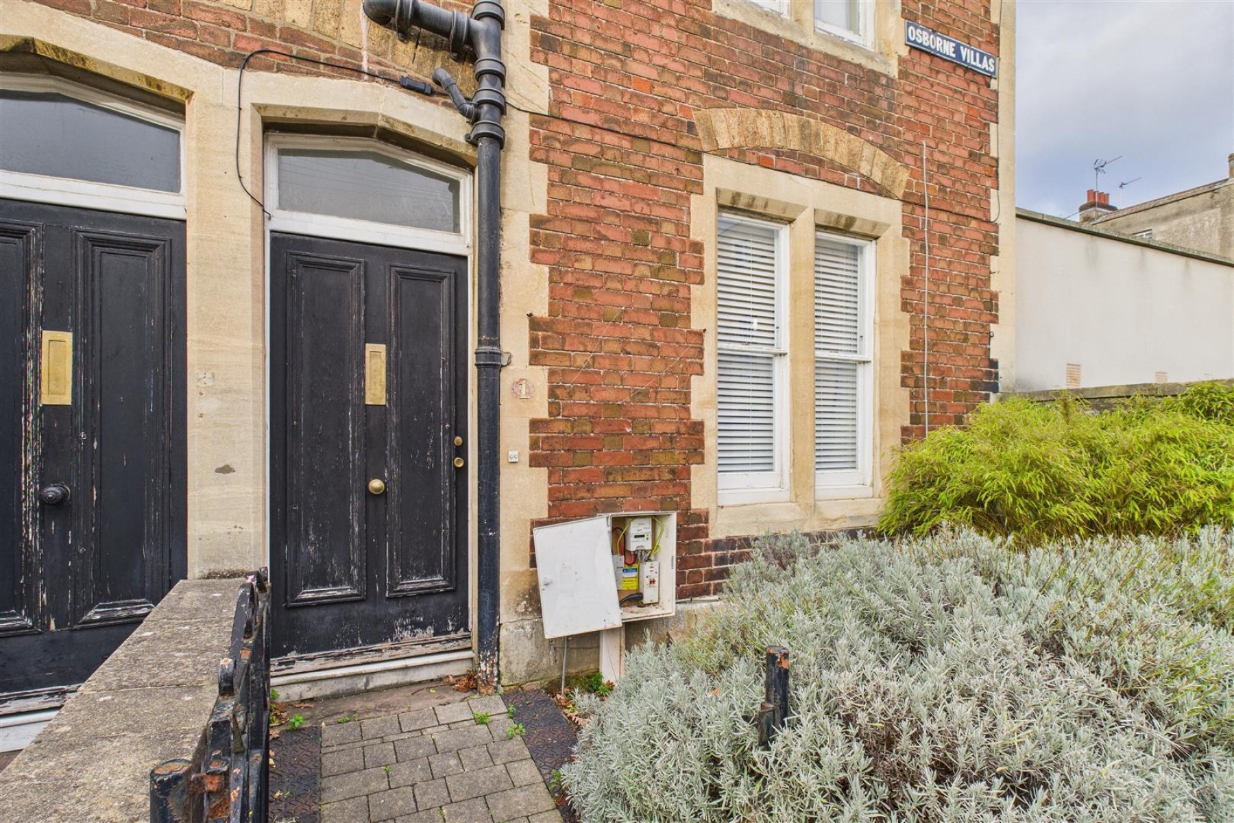 Images for 2 X 1 BED FLATS | KINGSDOWN