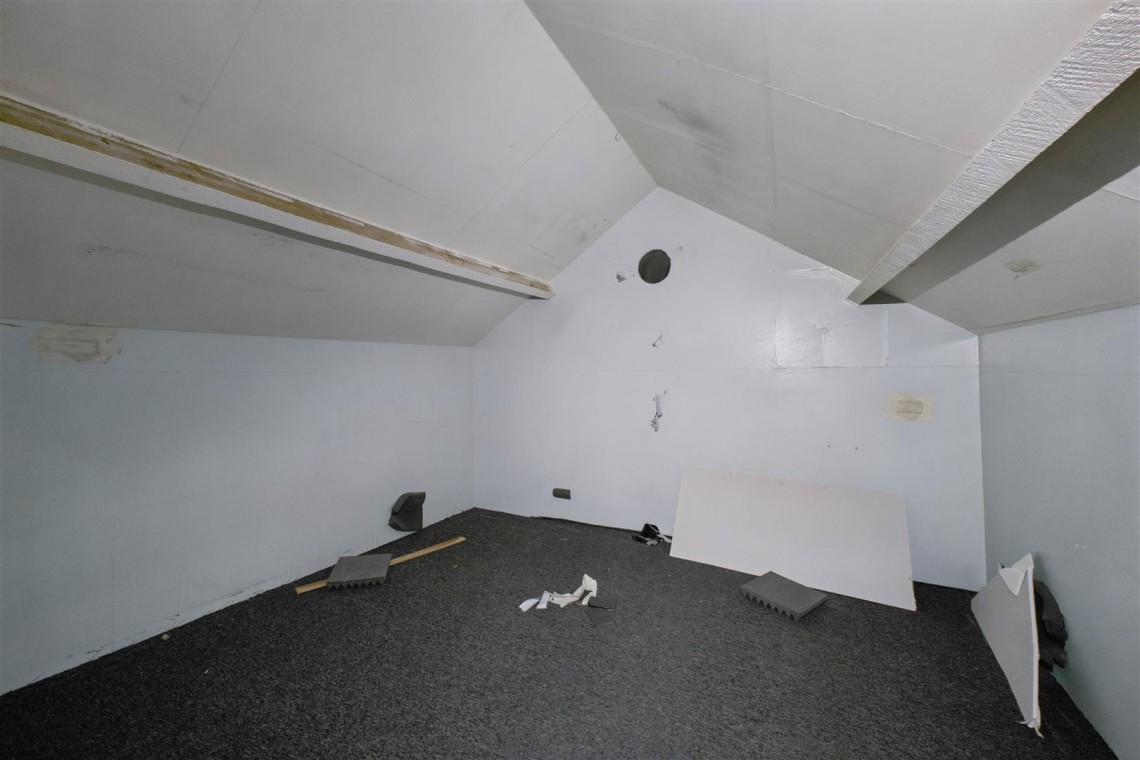 Images for UPDATING | PARKING | KINGSWOOD