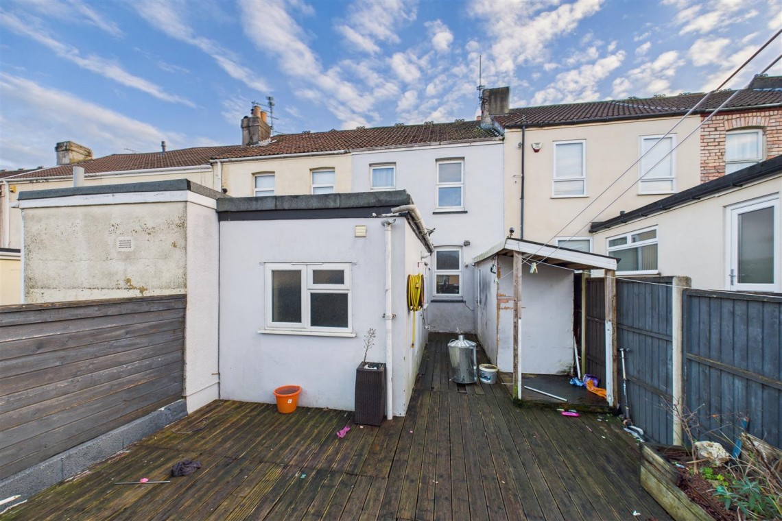 Images for UPDATING | PARKING | KINGSWOOD