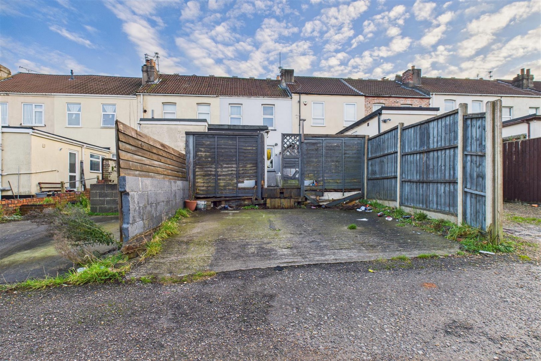 Images for UPDATING | PARKING | KINGSWOOD